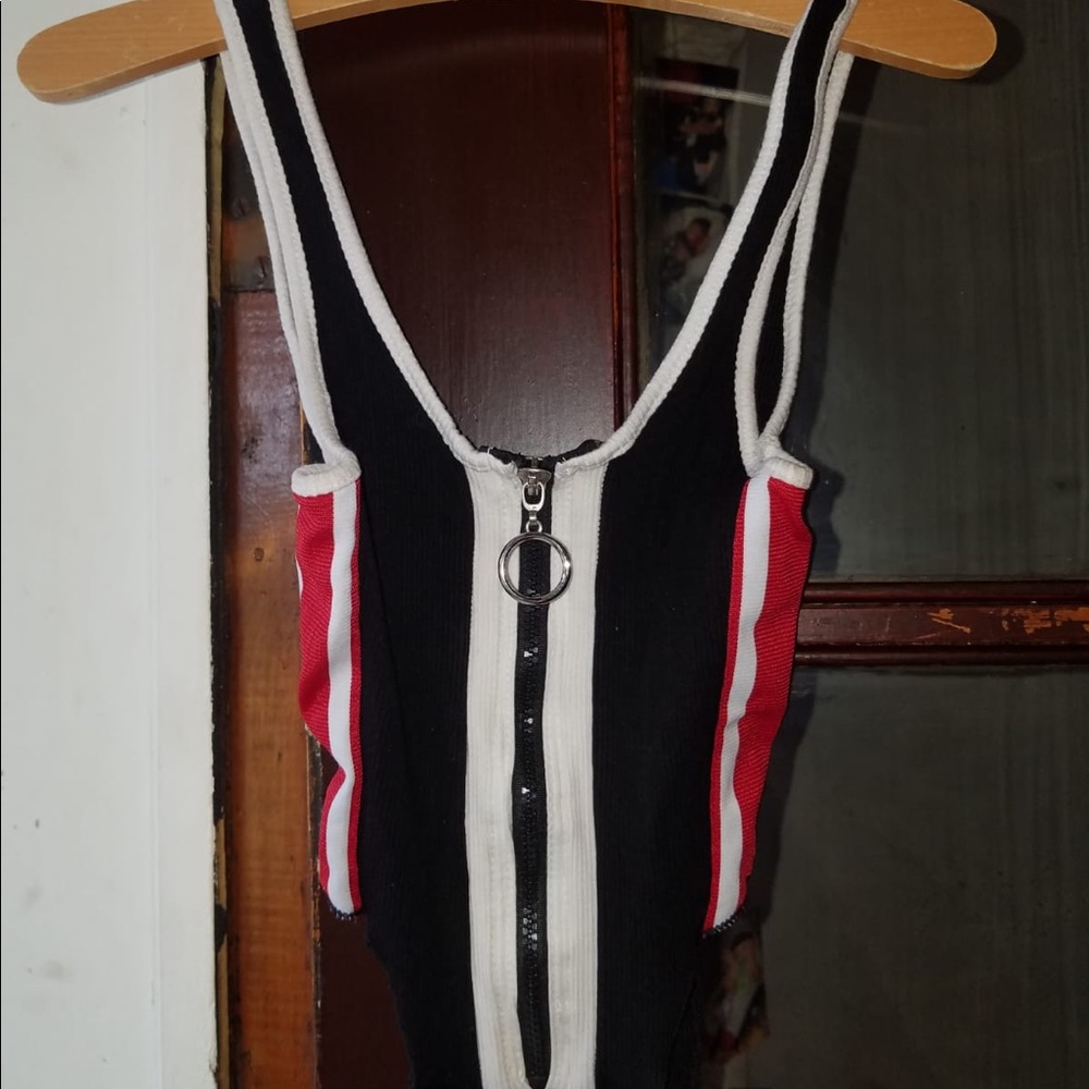 Body suit - Picture 3 of 3